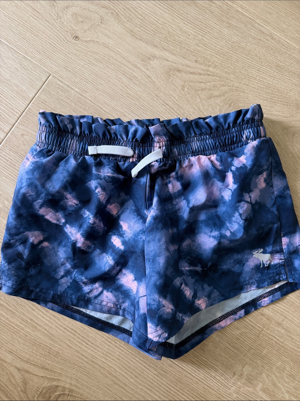 abercrombie kids Navy and Pink Tie-Dye Athletic Shorts- fully lined